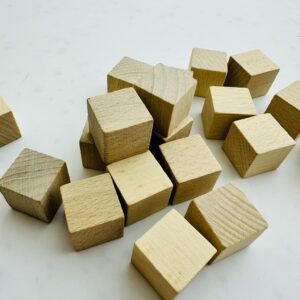 Kostki drewniane 2x2 cm 30 Sztuk